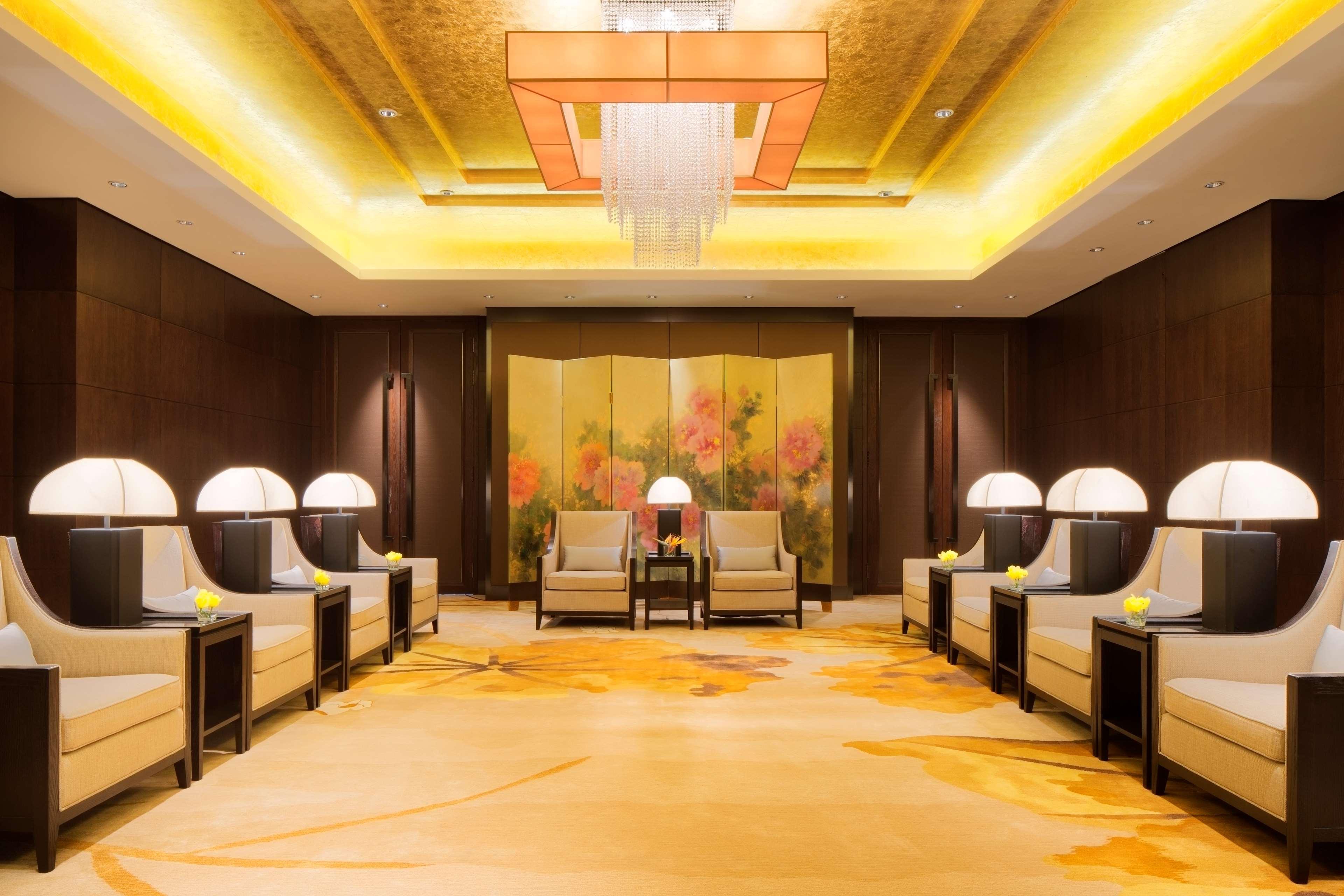 Chongqing Ronghui Grand Hotel ภายนอก รูปภาพ